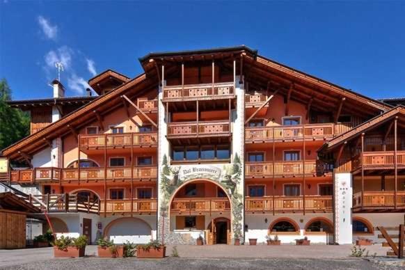 Hotel Dal Bracconiere Folgarida Exterior photo
